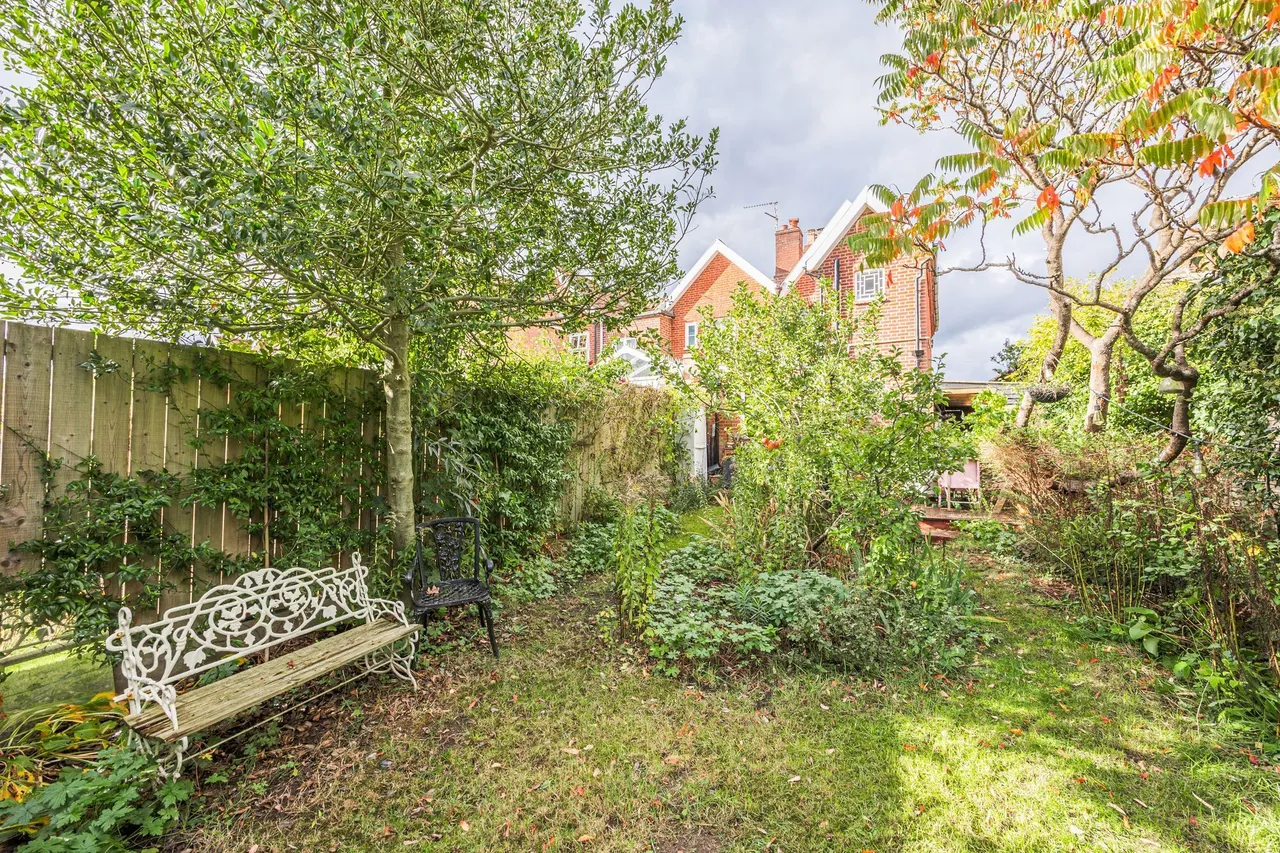 Characterful Cottage in Cringleford, photo 4