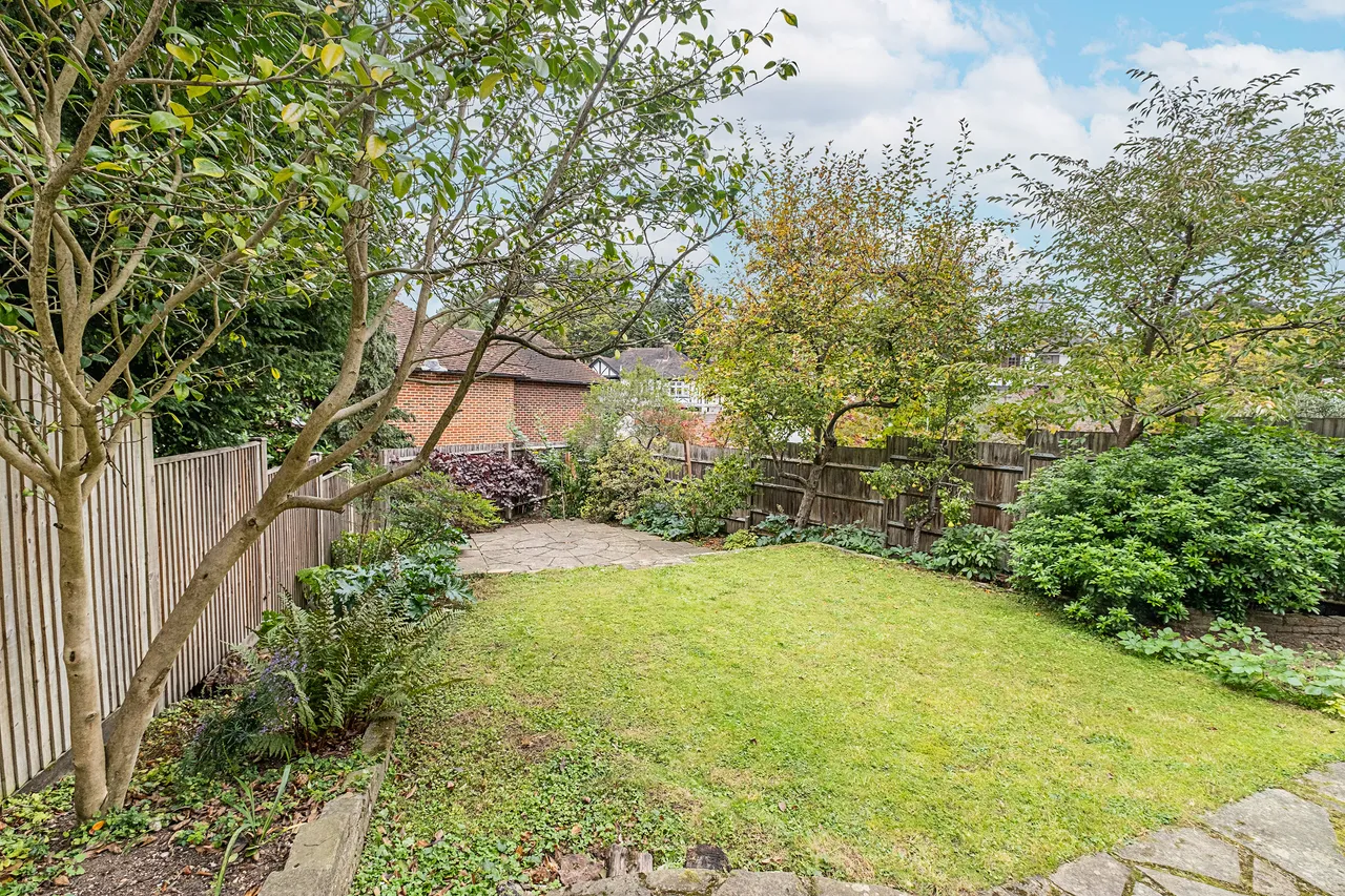 Woodhayes Road, London, SW19, photo 11