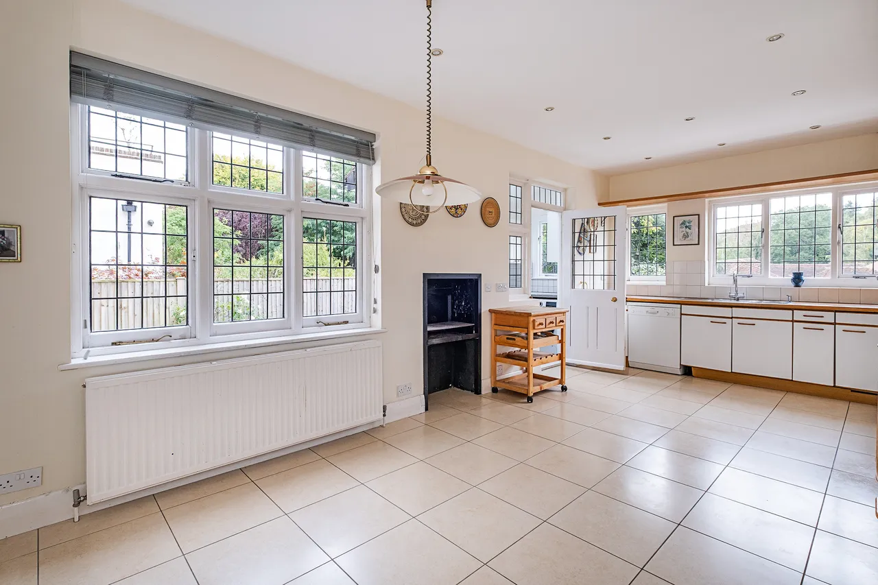 Woodhayes Road, London, SW19, photo 3