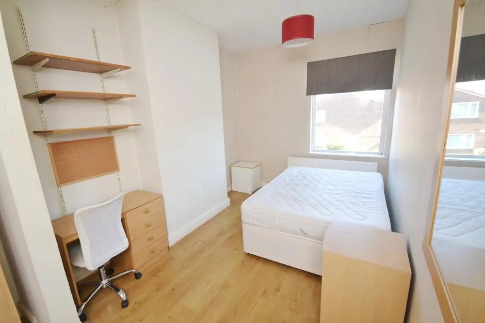 Ladybarn Lane, Fallowfield, M14, photo 5