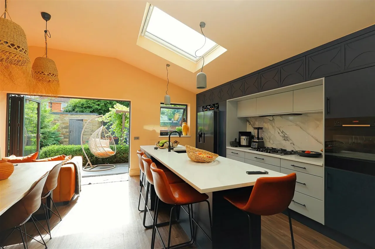 Westdale Drive, Pudsey, LS28, photo 21