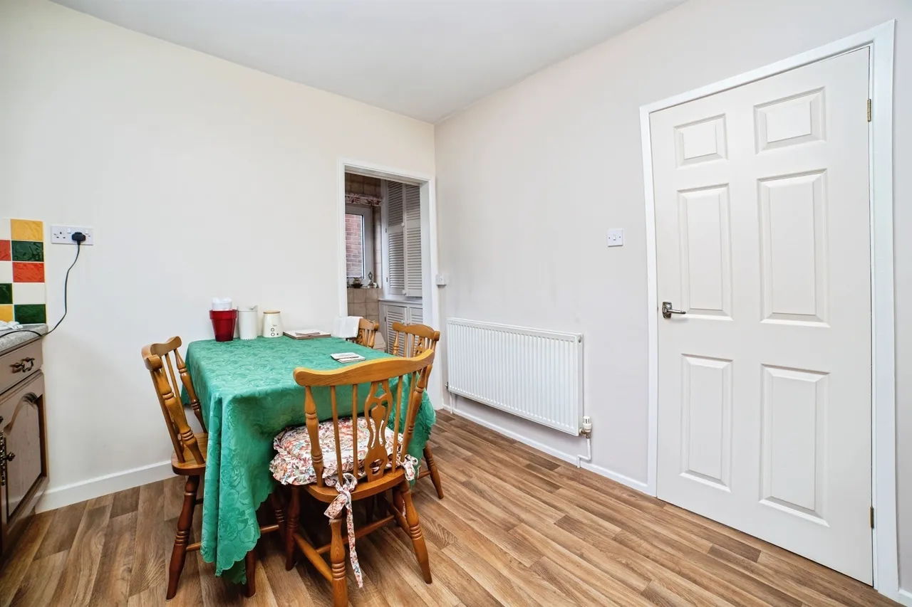 Beech Avenue, Alfreton, DE55, photo 5
