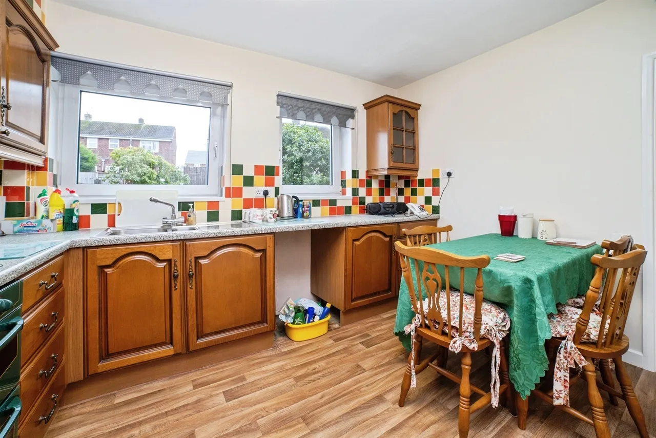 Beech Avenue, Alfreton, DE55, photo 4