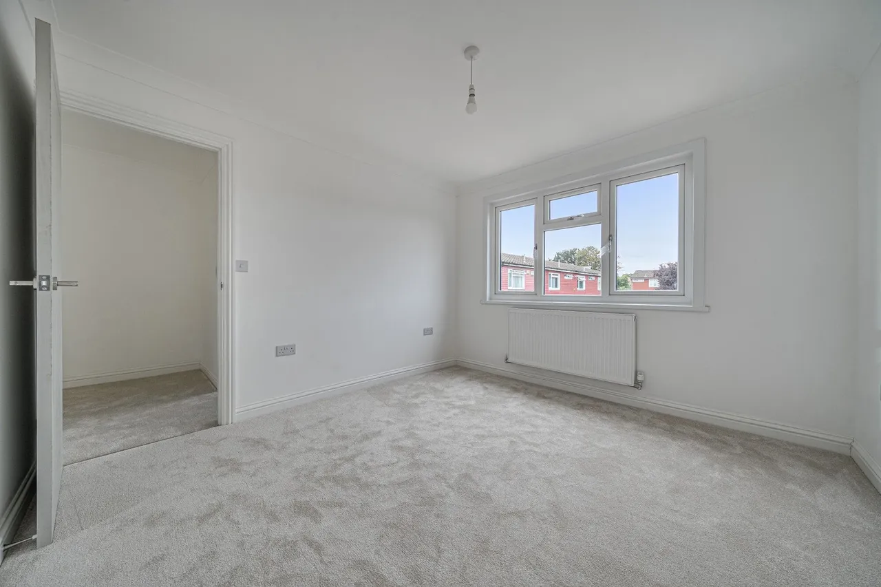 Bennett Close, DA16, photo 14