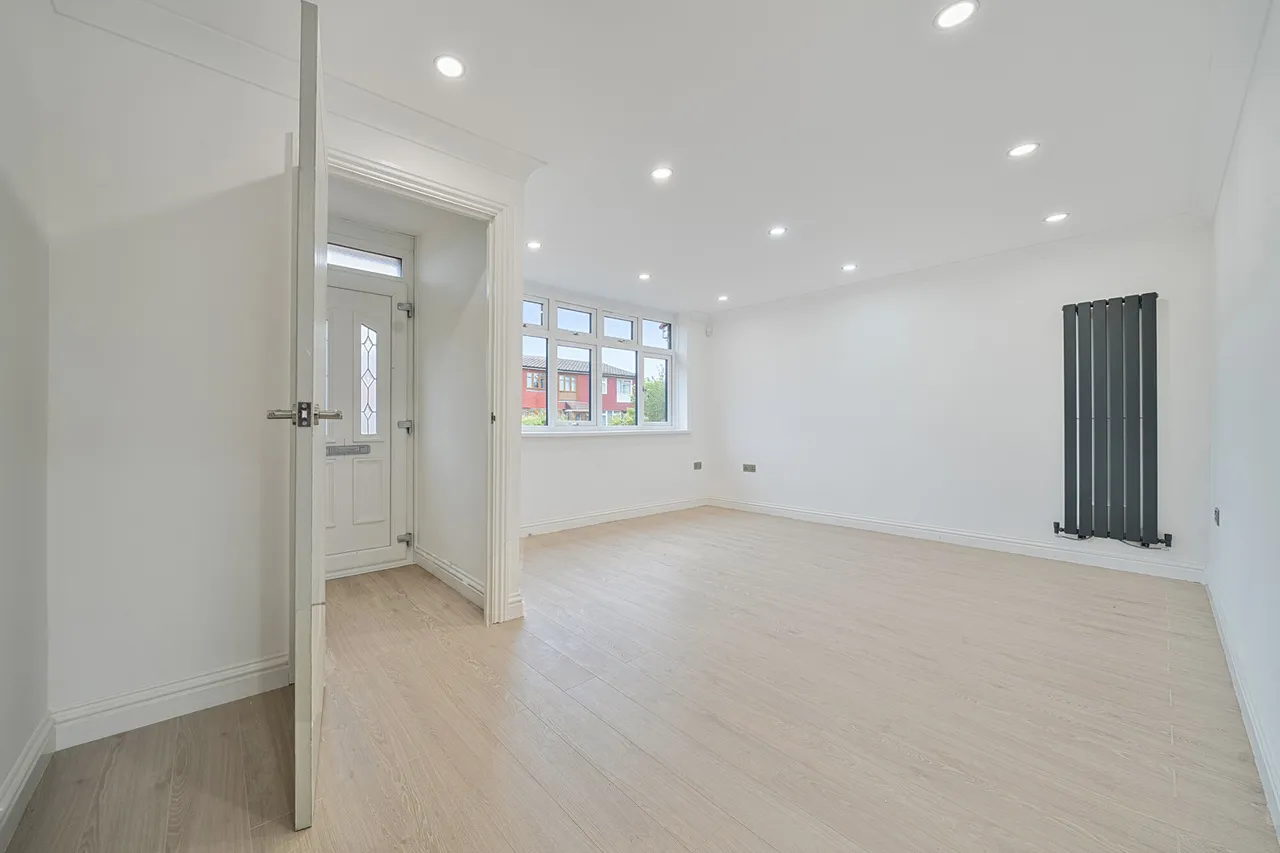 Bennett Close, DA16, photo 18