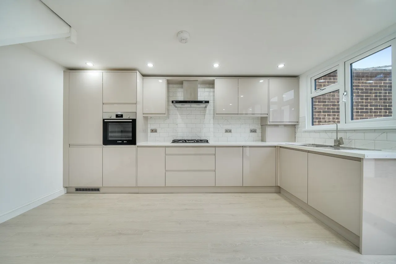 Bennett Close, DA16, photo 4