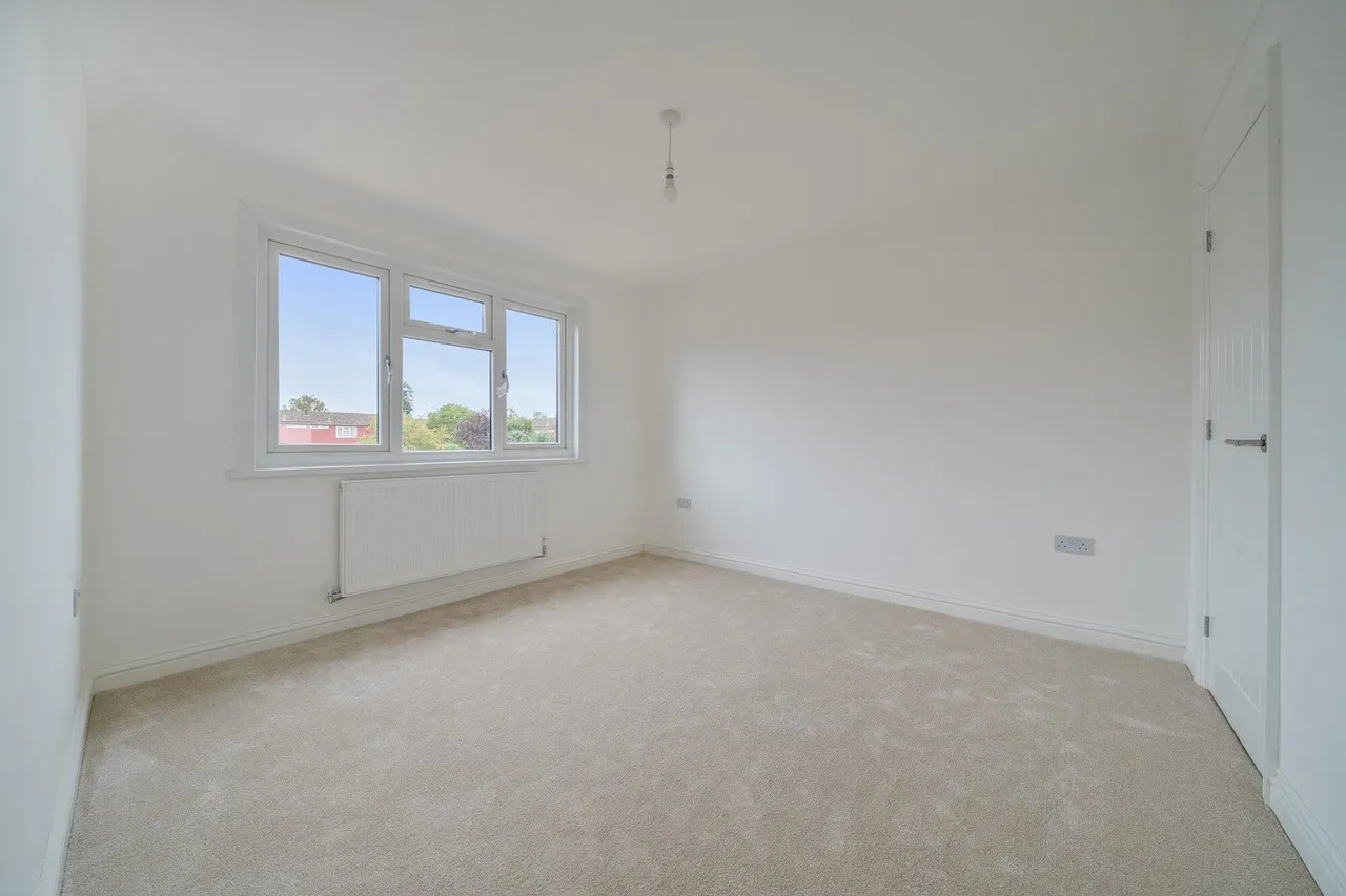 Bennett Close, DA16, photo 15