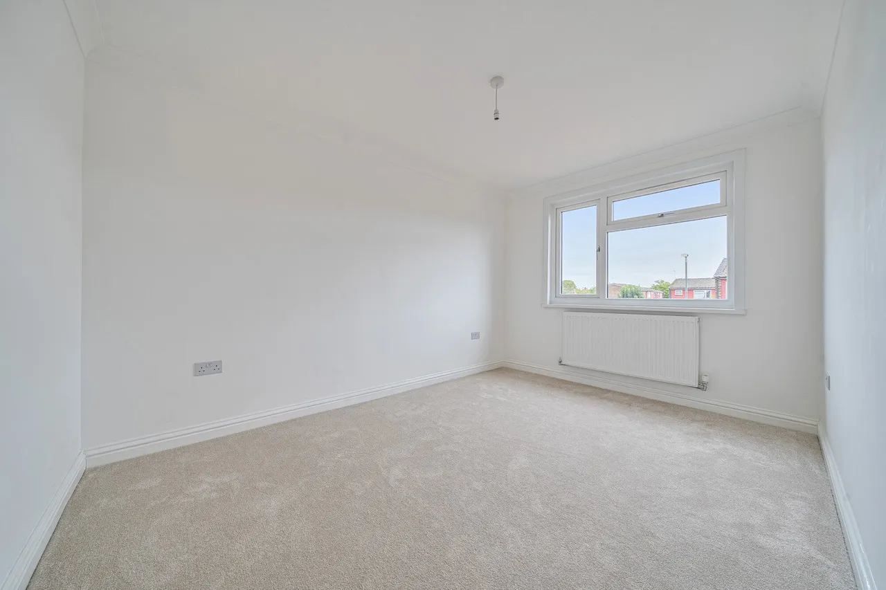 Bennett Close, DA16, photo 11