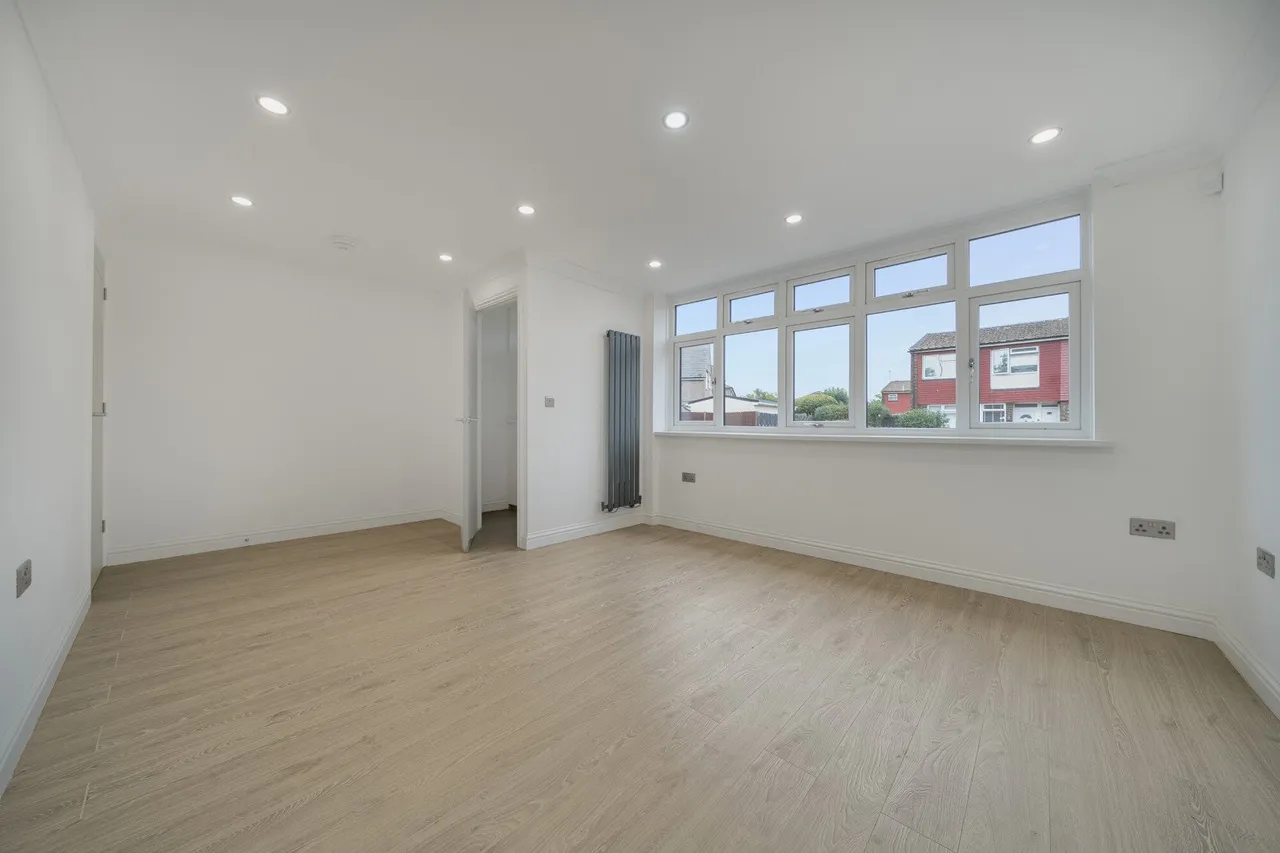 Bennett Close, DA16, photo 5