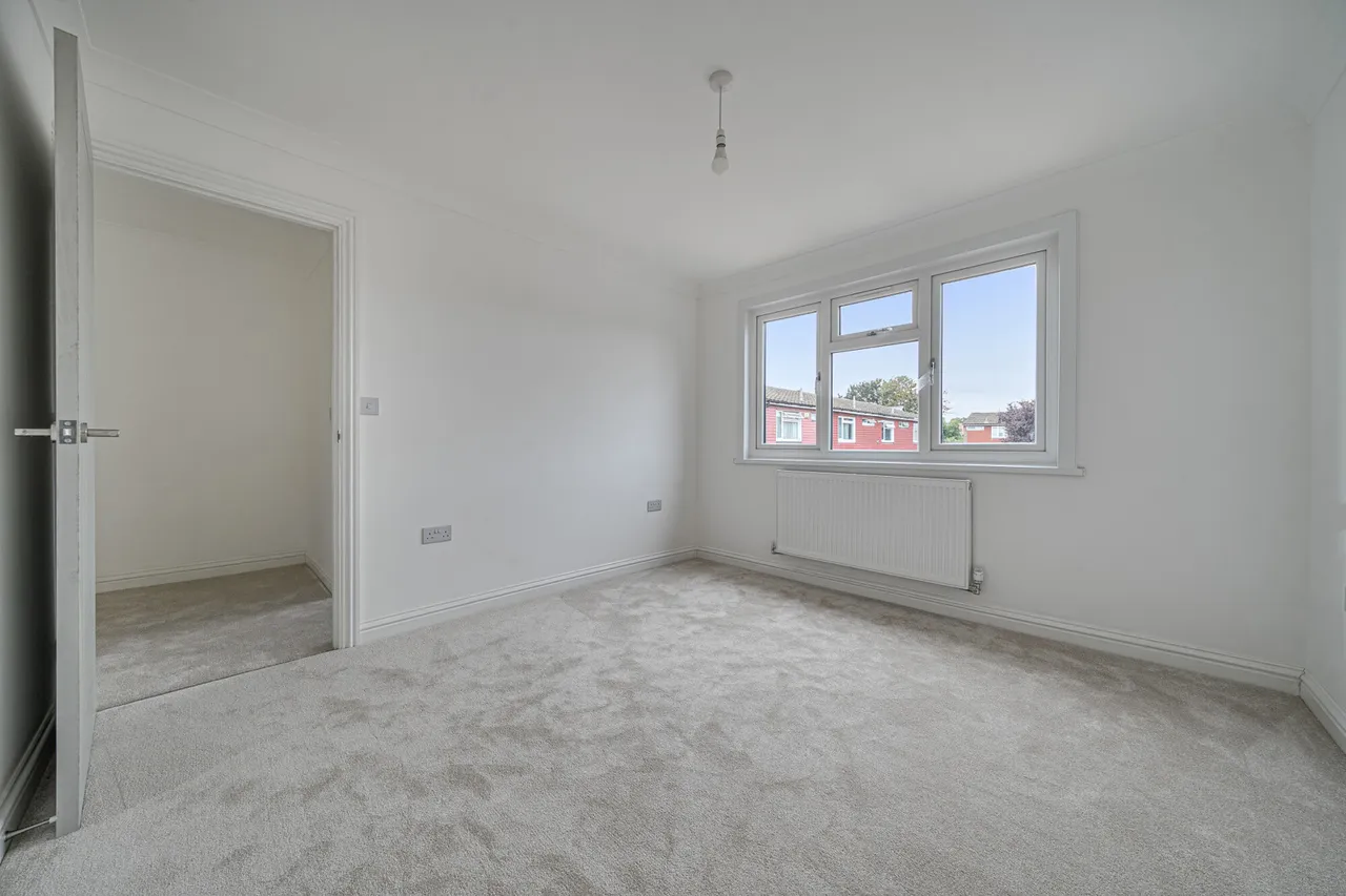 Bennett Close, DA16, photo 14