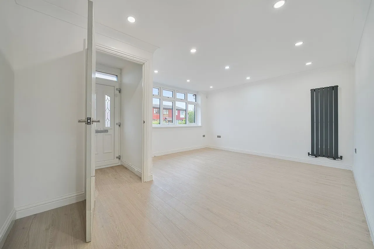 Bennett Close, DA16, photo 18