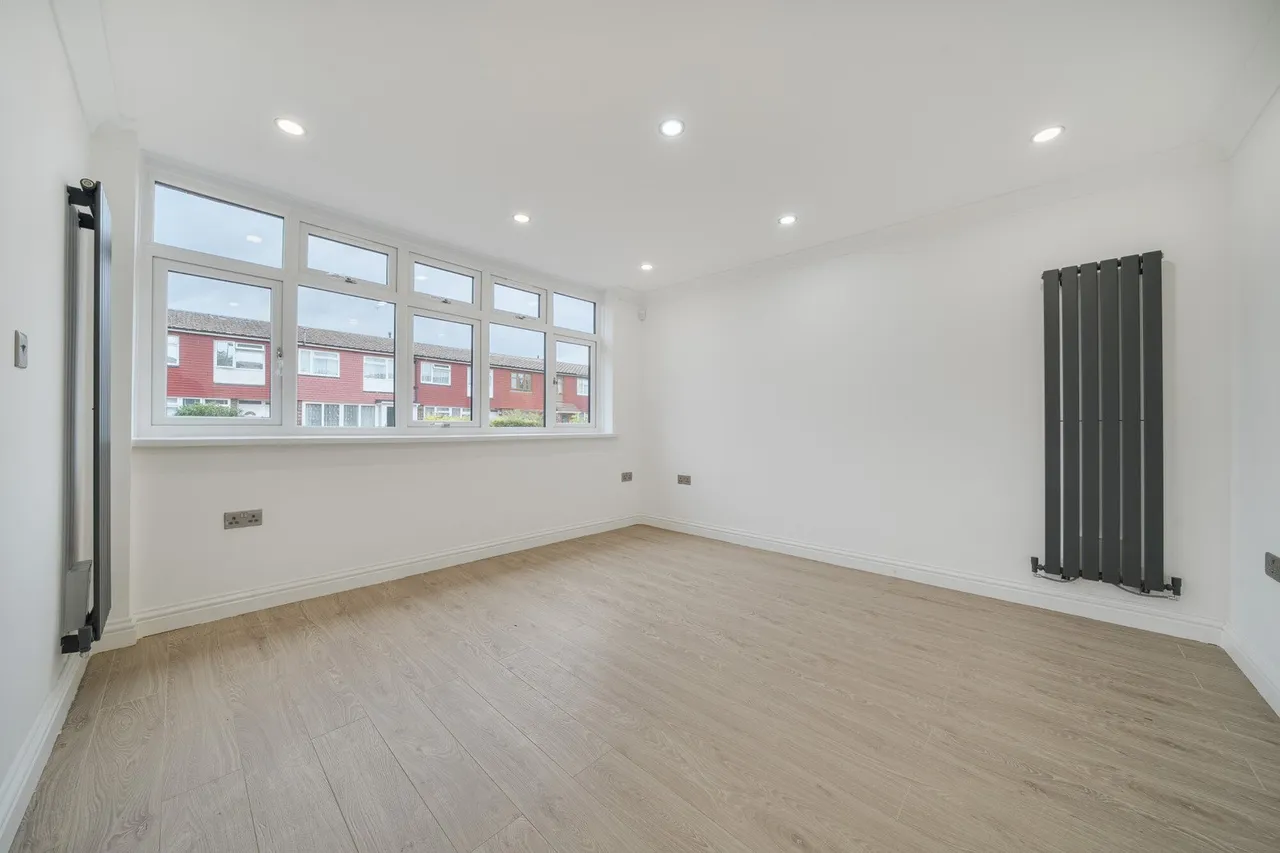 Bennett Close, DA16, photo 2