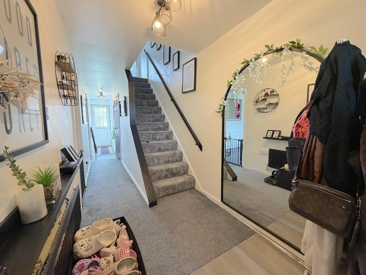 The Droveway, Claregate, WV8, photo 6