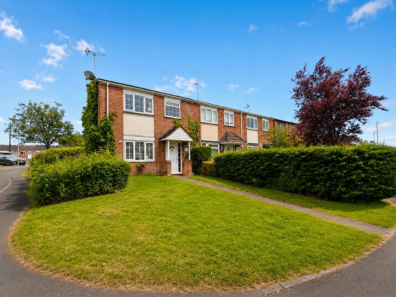 3 bed house for sale, The Droveway, Claregate, WV8