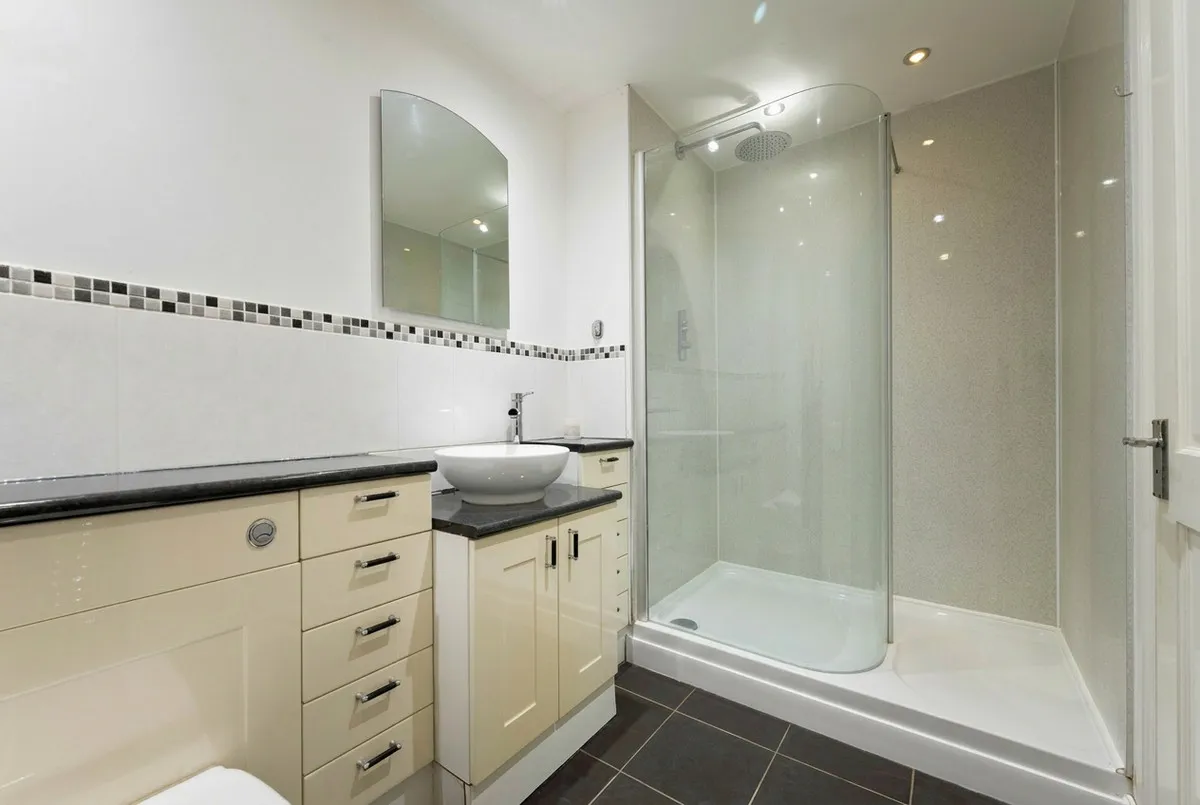 Blundell Lane, Bursledon Southampton, SO31, photo 15