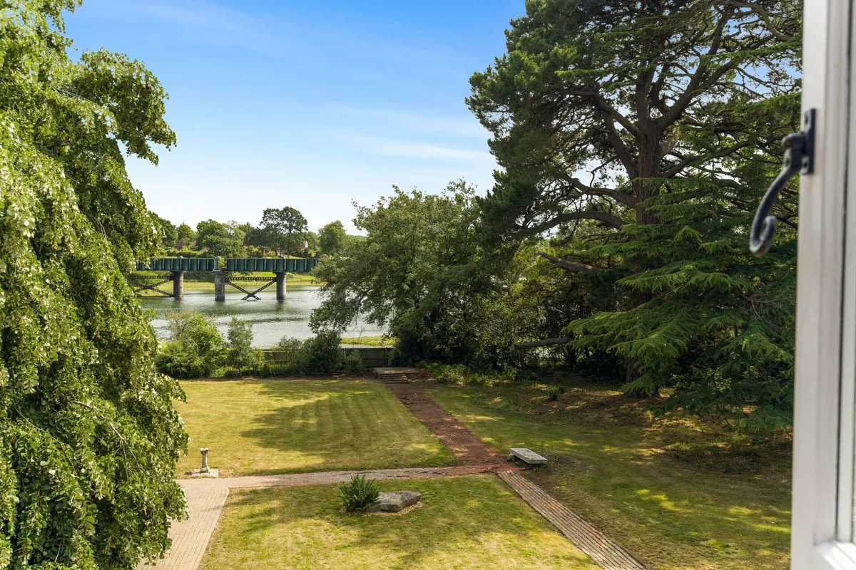 Blundell Lane, Bursledon Southampton, SO31, photo 25