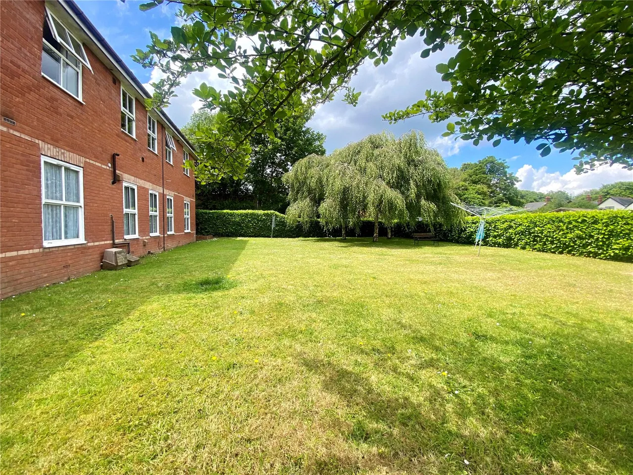 Reading Road, Farnborough, Hampshire, GU14 6NB, photo 7