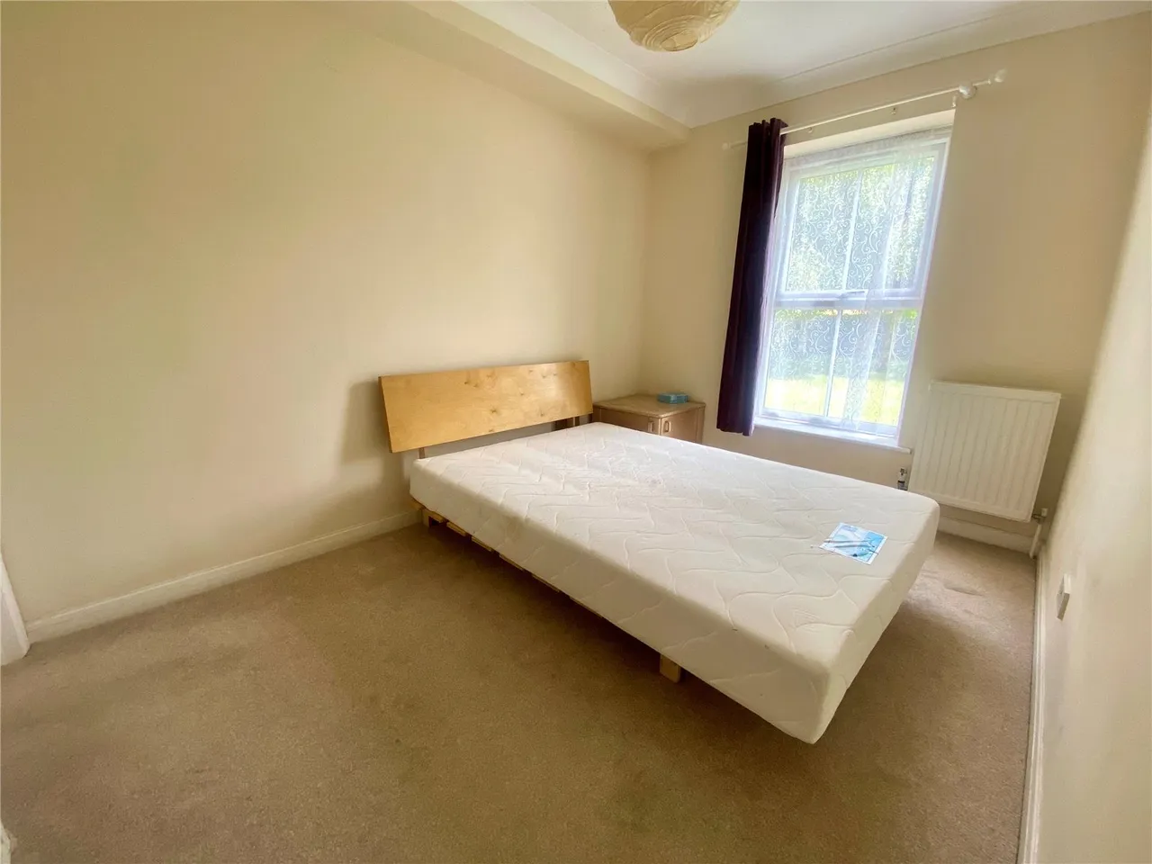 Reading Road, Farnborough, Hampshire, GU14 6NB, photo 5