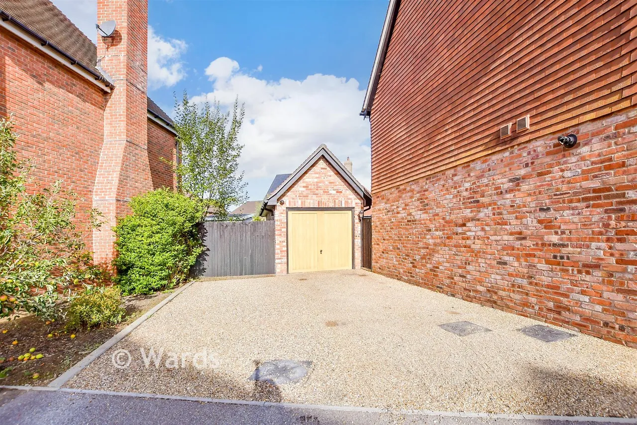Primrose Close, Marden, TN12, photo 15