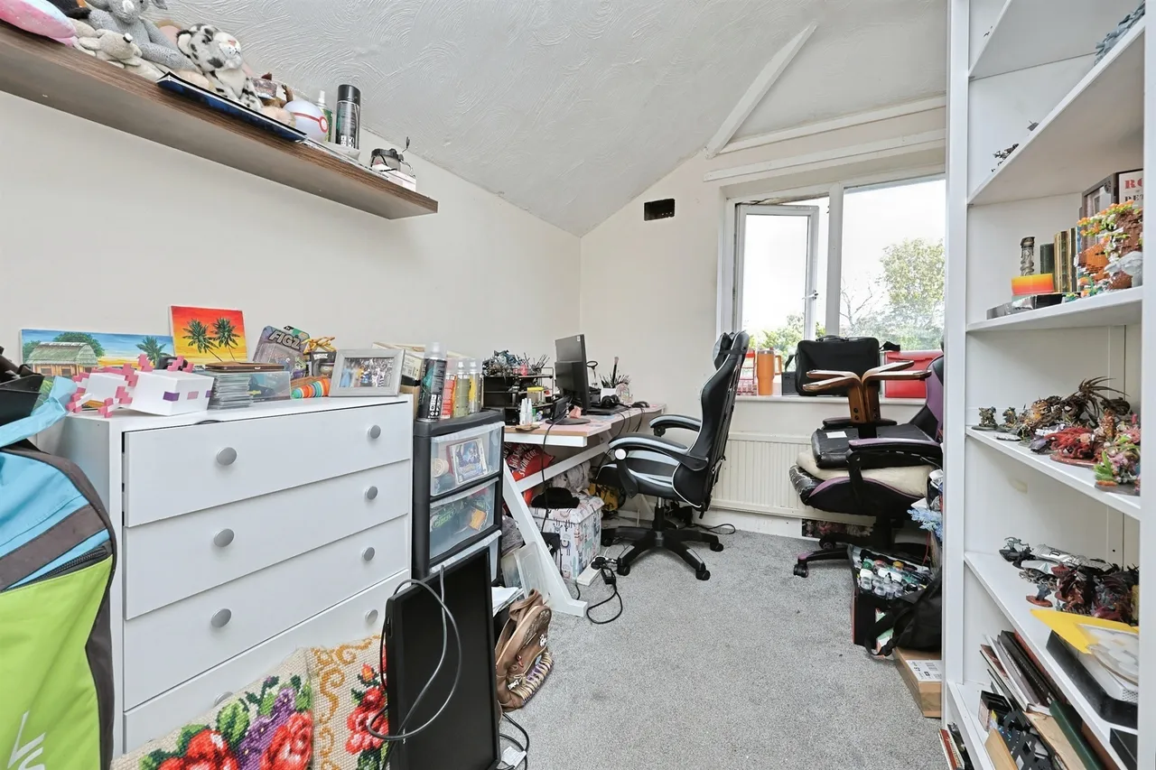 Birkbeck Road, Norwich, photo 11