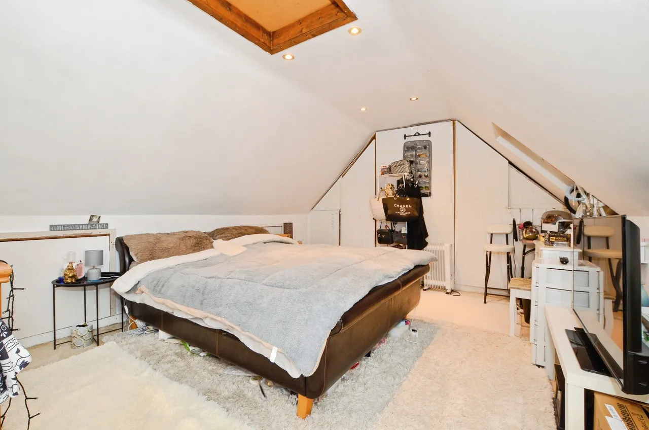 Springfield Gardens, Ruislip, HA4, photo 14