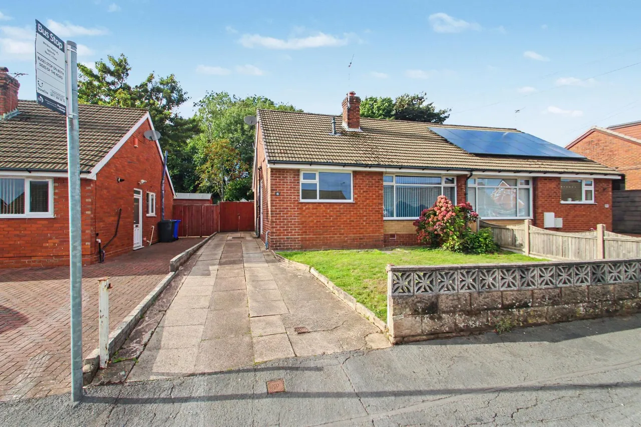 2 bed house for sale, Weldon Avenue, Weston Coyney, ST3