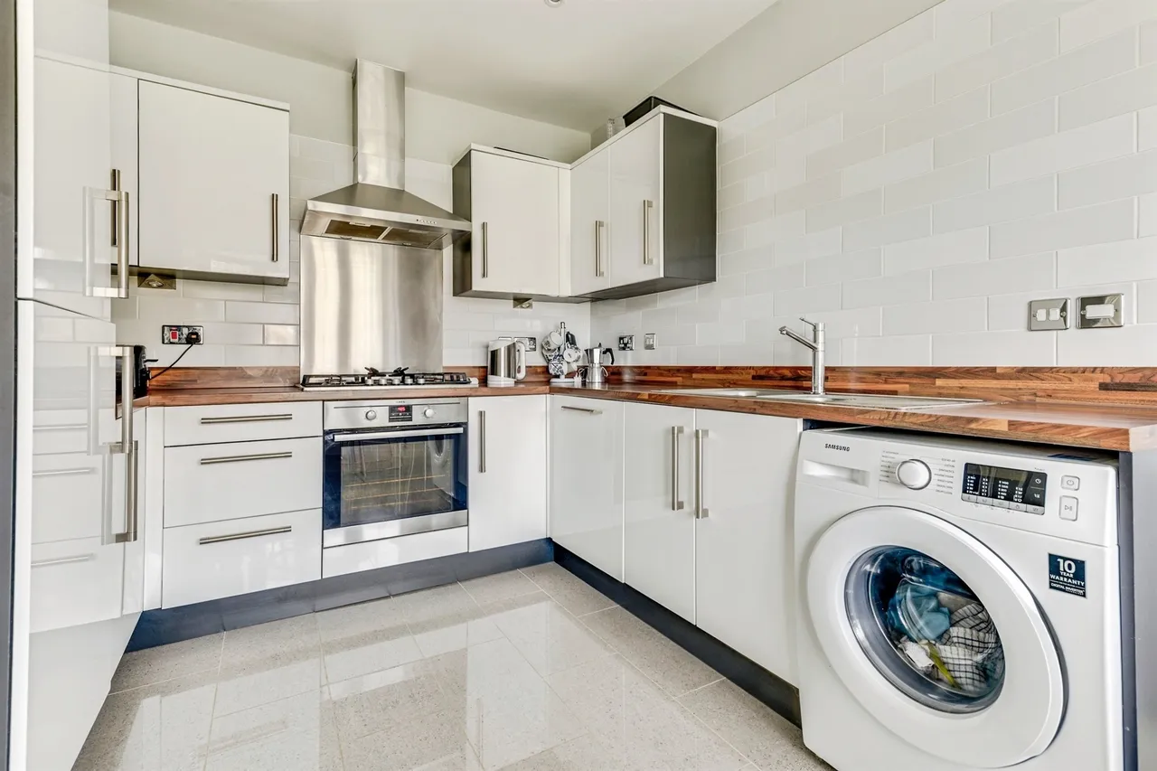 Hillfield Road, Peterborough, PE8, photo 8