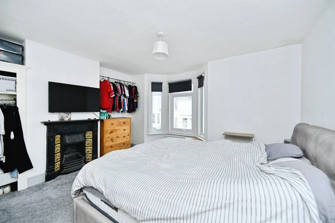 Lawes Avenue, Newhaven, BN9, photo 9