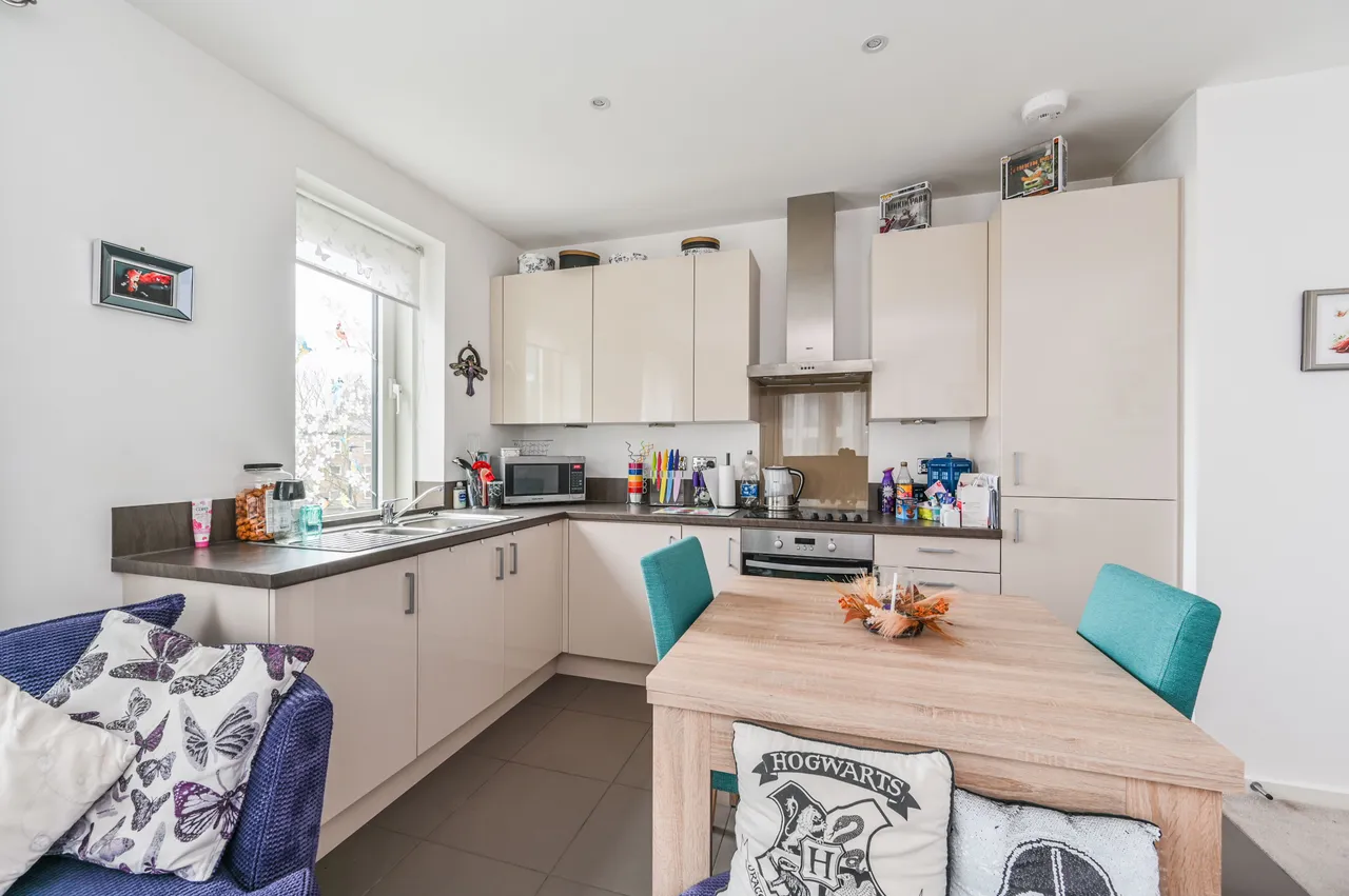 40% Share, 11 Jasmine House, Battersea Reach, Juniper Drive, London, photo 3