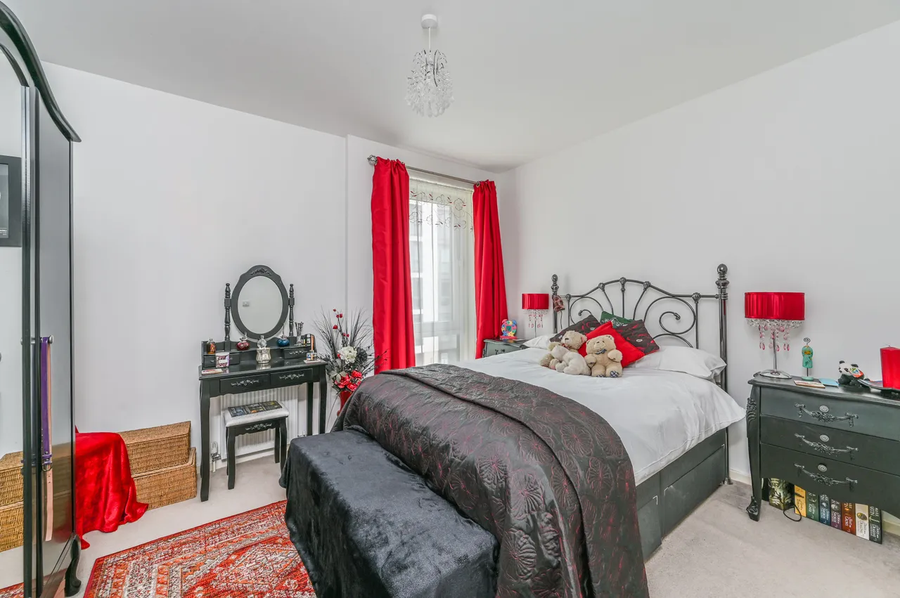 40% Share, 11 Jasmine House, Battersea Reach, Juniper Drive, London, photo 4