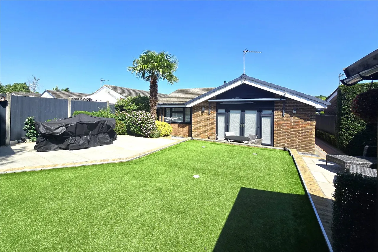 Pilgrims View, Ash Green, Surrey, GU12 6HU, photo 25