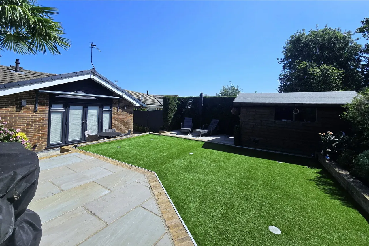 Pilgrims View, Ash Green, Surrey, GU12 6HU, photo 24