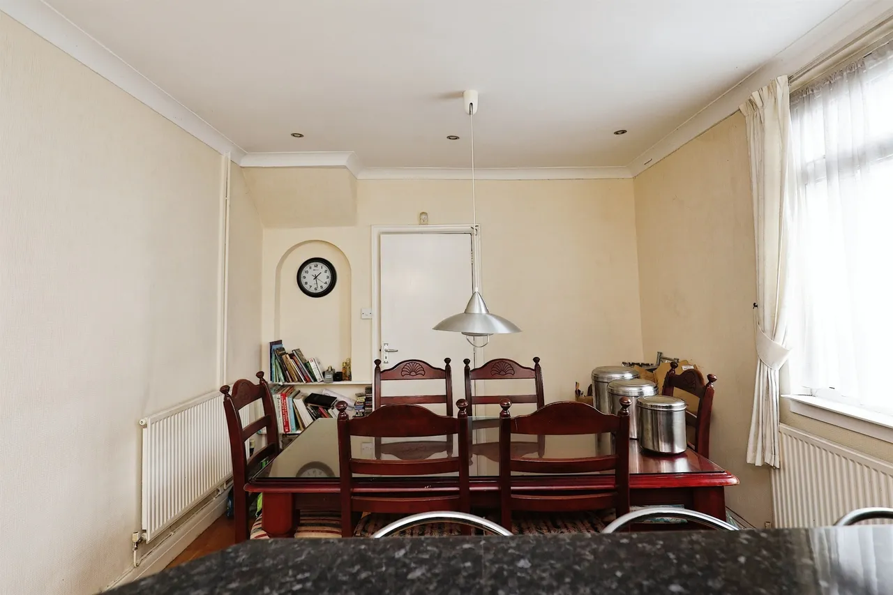 Foreland Road, Cardiff, CF14, photo 5