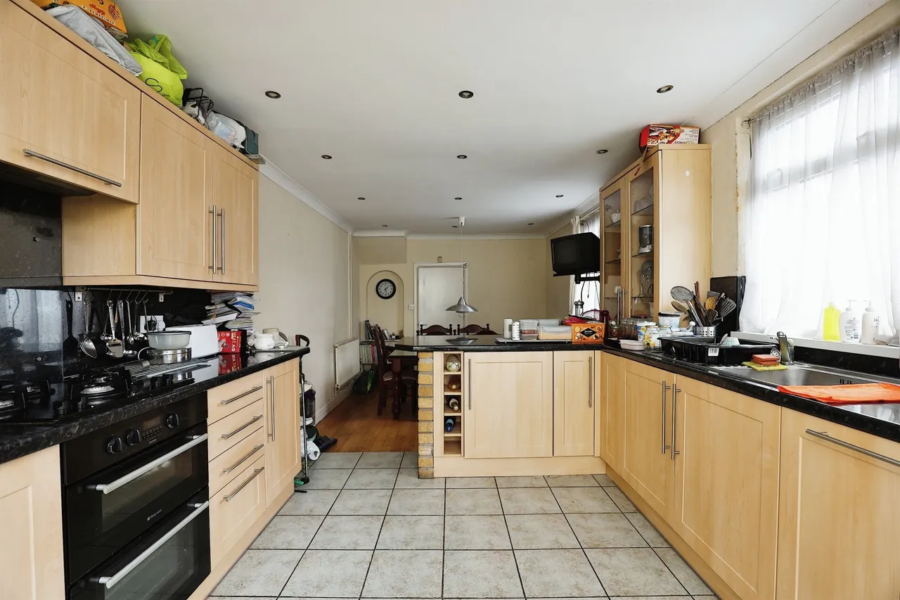 Foreland Road, Cardiff, CF14, photo 6