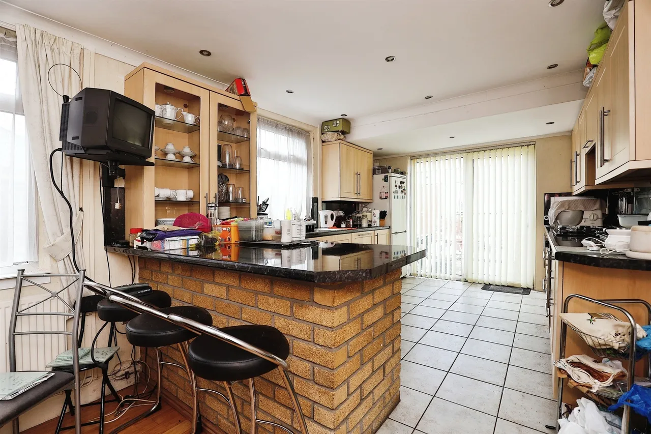 Foreland Road, Cardiff, CF14, photo 7
