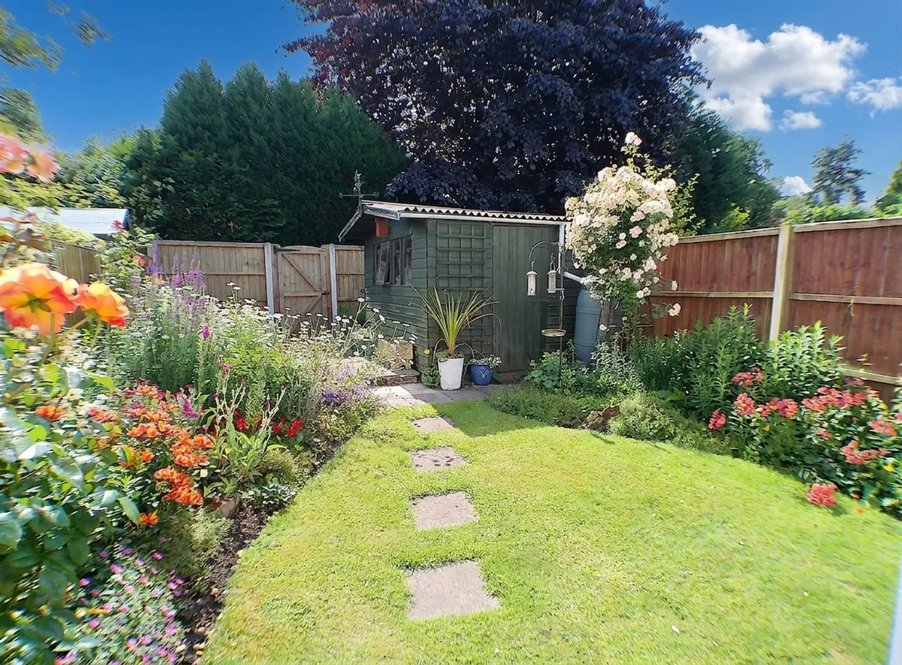 Croft Rise, East Bridgford, NG13, photo 19