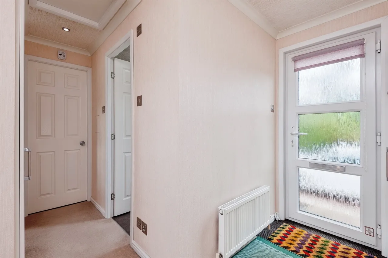 Chester Road, Helsby, photo 5