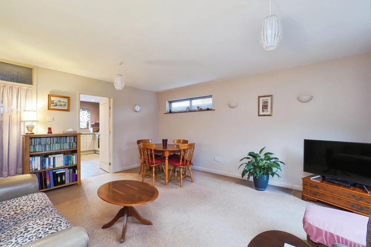 Bramcote Lane, Beeston, Nottingham, Nottinghamshire, NG9, photo 7