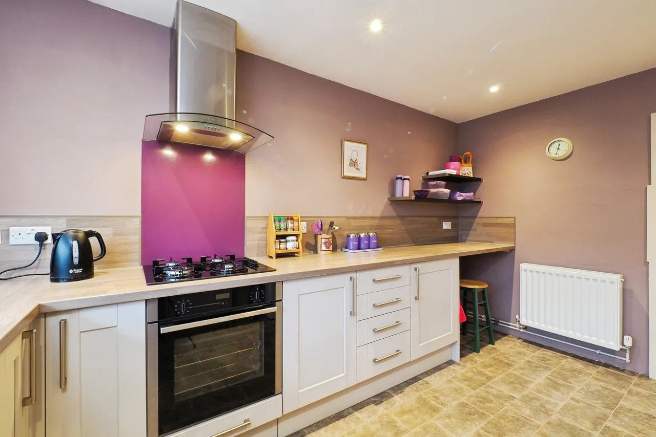 Bramcote Lane, Beeston, Nottingham, Nottinghamshire, NG9, photo 2