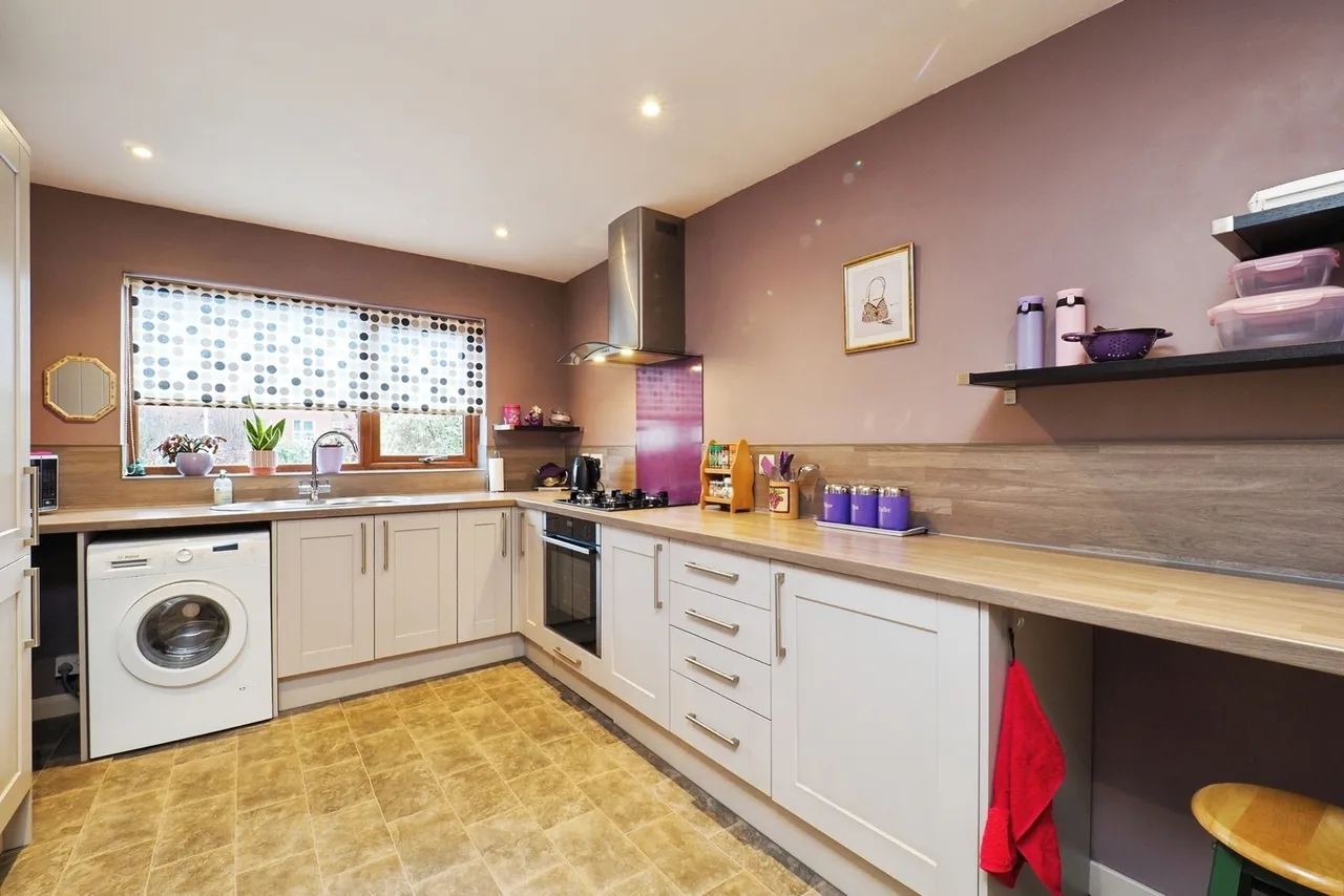 Bramcote Lane, Beeston, Nottingham, Nottinghamshire, NG9, photo 5