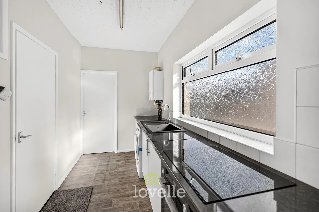 Hainton Avenue, Grimsby, DN32, photo 21