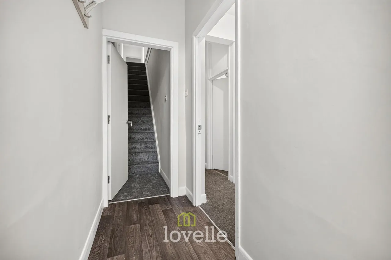 Hainton Avenue, Grimsby, DN32, photo 2