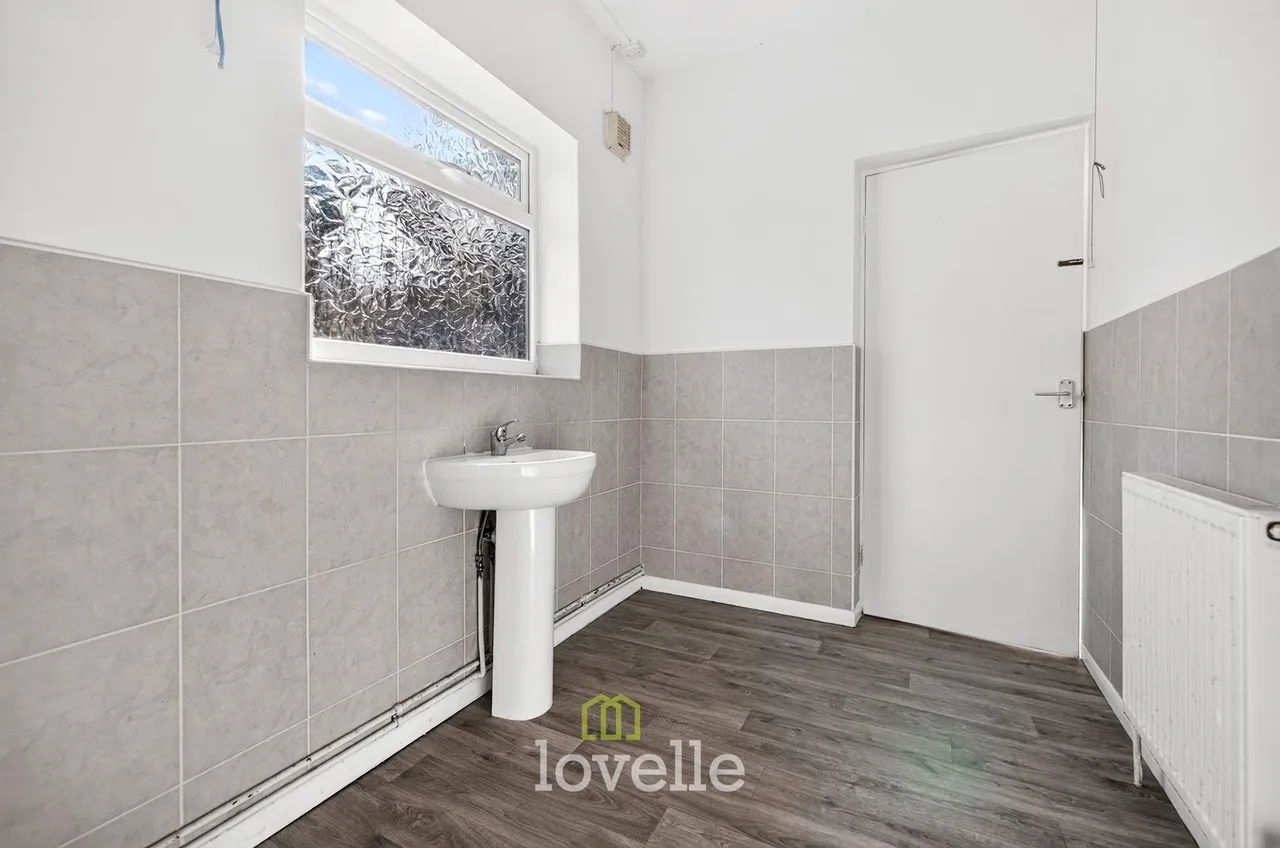 Hainton Avenue, Grimsby, DN32, photo 23
