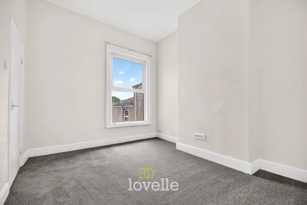 Hainton Avenue, Grimsby, DN32, photo 18