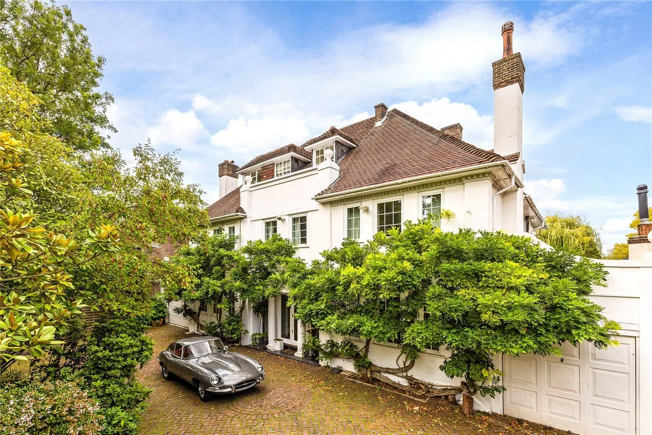7 bed house to rent — Priory Lane, London, SW15