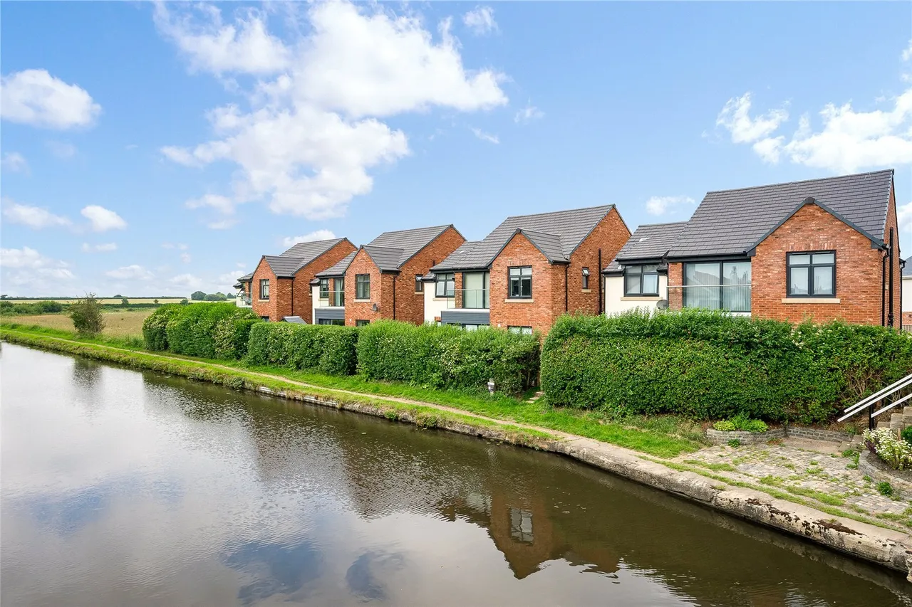 4 bed house for sale, Summerwood Lane, Halsall, L39
