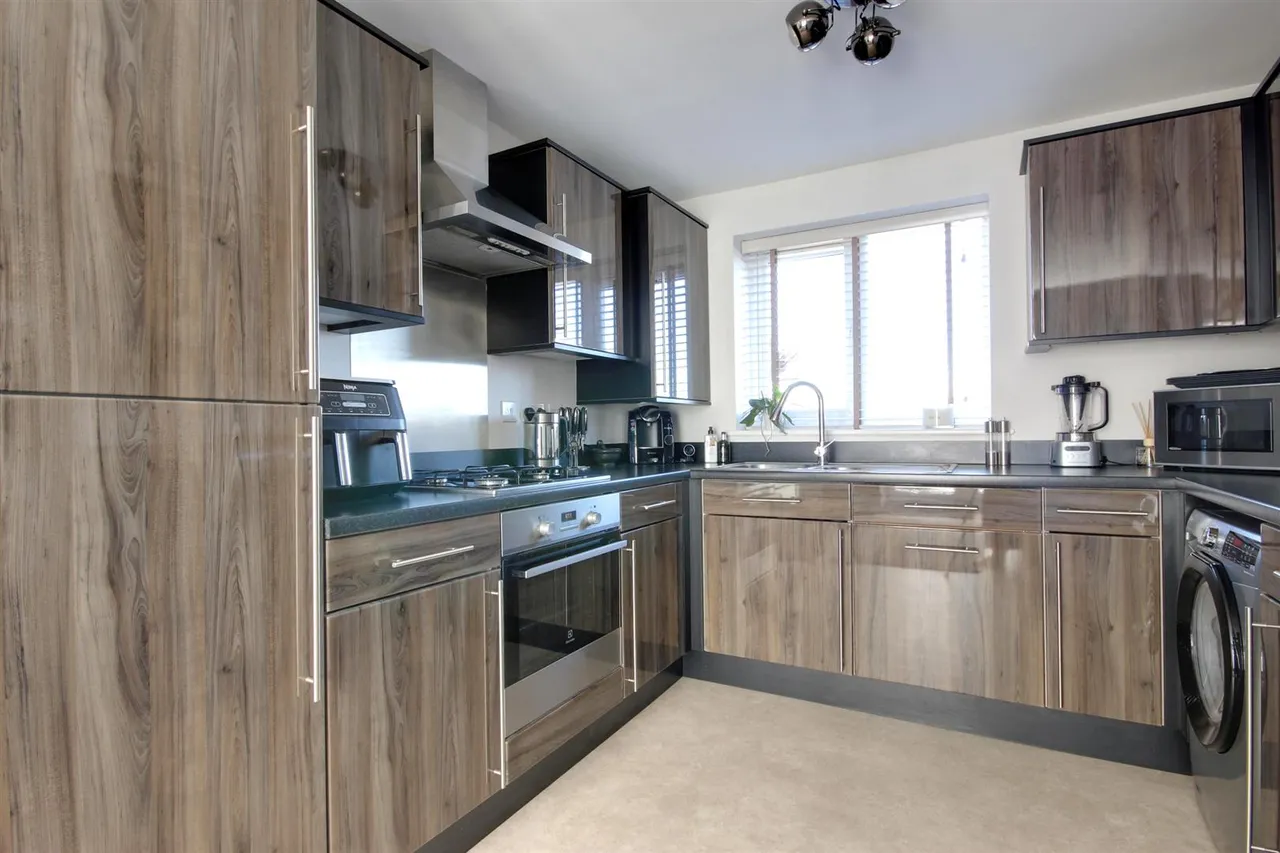 Chartwell Gardens, Kingswood, Hull, photo 18