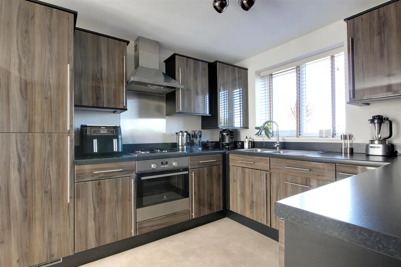 Chartwell Gardens, Kingswood, Hull, photo 17