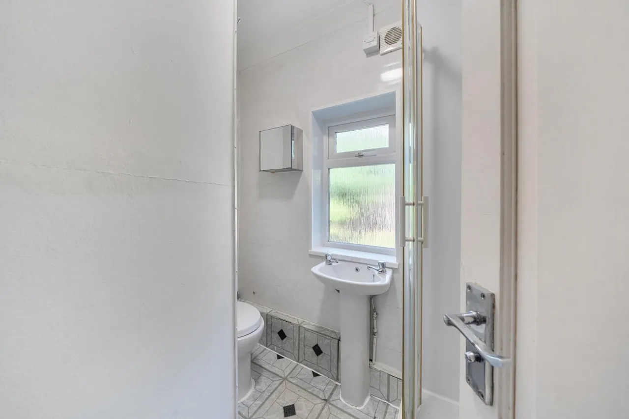 Bertrand Street, SE13, photo 16