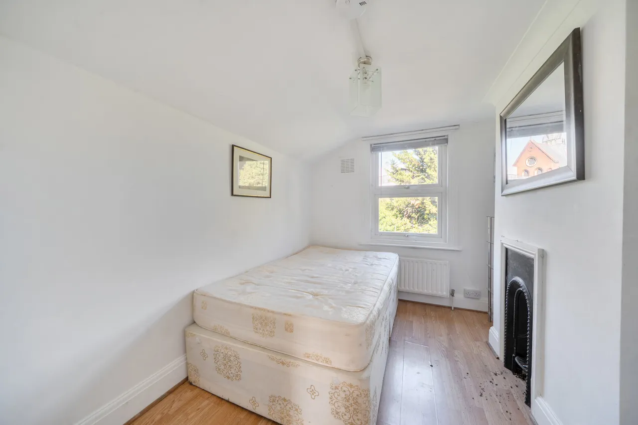 Bertrand Street, SE13, photo 15